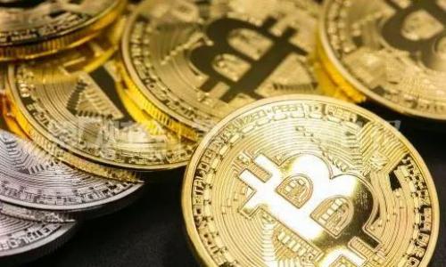 TP钱包在区块链网络，尤其是TRON网络中，涉及到的“带宽”和“能量”是指用户在进行交易及智能合约操作时所需的资源。这两种资源的引入是为了网络流量和确保网络的正常运行。以下是它们的详细介绍。

### 带宽（Bandwidth）

在TRON网络中，带宽是一种资源，用于执行交易和调用智能合约。用户在进行交易时，带宽在一定程度上决定了交易的速度和确认的快慢。每个账户在TRON网络上都有一定的带宽配额，这个配额是基于用户持有的TRX（TRON网络的原生代币）数量来计算的。具体来说，用户每持有1 TRX，每24小时能够获得1个带宽单位的使用权。

带宽的作用
带宽的主要作用是降低交易费用。在TRON网络上，用户在发送普通交易时可使用带宽来抵消交易费用，这样用户在发送交易时不需要支付TRX进行手续费。带宽还有助于确保网络的稳定，减少网络拥堵的可能性。

如何获得带宽
用户可以通过持有TRX来获得带宽。此外，用户也可以通过锁定一定数量的TRX来增加带宽的获取量。当用户将TRX锁定在钱包中，他们将获得更多的带宽配额用于交易和智能合约调用。

### 能量（Energy）

能量是TRON网络中另一种重要的资源，主要用于执行智能合约操作。与带宽不同的是，能量是用于处理复杂交易或合约的，通常这些操作比普通的转账交易需要耗费更多的计算资源。获得能量的方式主要是通过持有TRX并将其锁定。

能量的作用
能量的主要功能是支付与智能合约执行相关的费用。当用户在TRON网络上执行智能合约时，他们需要消耗一定的能量。能量的引入可以有效防止垃圾交易和滥用网络资源，确保真正有效的操作能够顺利进行。

如何获得能量
用户可以通过将TRX锁定在TP钱包中来获得能量。同样，TRX的锁定时间越长，能量的获取量也会相应增加。用户在使用智能合约之前，可以通过确保他们有足够的能量来确保操作的顺利进行。

### 带宽和能量的区别

带宽与能量的基本区别
带宽主要用于支付普通交易费用，而能量则是用于支付智能合约的执行费用。用户在进行简单的TRX转账时，只需考虑带宽，而在执行复杂的智能合约时，则必须关注能量的使用情况。

资源的管理
在TP钱包中，用户可以很容易地查看他们的带宽和能量使用情况。通常，钱包界面会提供相关的信息，比如当前的带宽和能量余额、最近的交易记录以及资源的历史使用情况，便于用户合理管理和自己的资源。

### 可能相关问题

1. **如何提高在TRON网络中的带宽和能量？**

2. **在TP钱包中如何查看我的带宽和能量使用情况？**

3. **如果我的带宽和能量都耗尽了，我该如何处理？**

4. **带宽和能量的锁定有何影响，长期锁定有何好处？**

5. **TRON网络中带宽和能量的利用效率如何？**

接下来，我将围绕这些问题进行详细探讨。每个问题将包含不少于650字的内容。